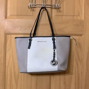 Michael Kors tote